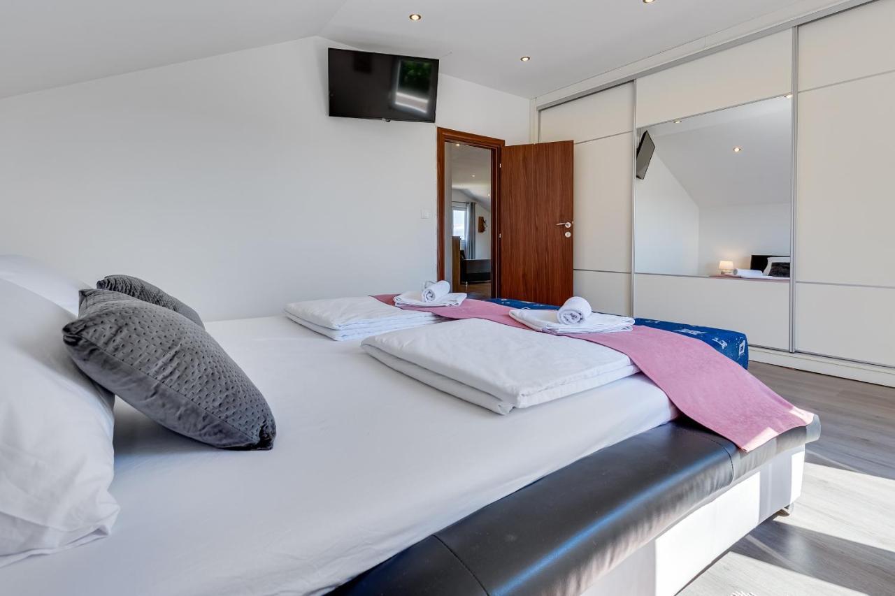 Apartman View Preko Eksteriør bilde