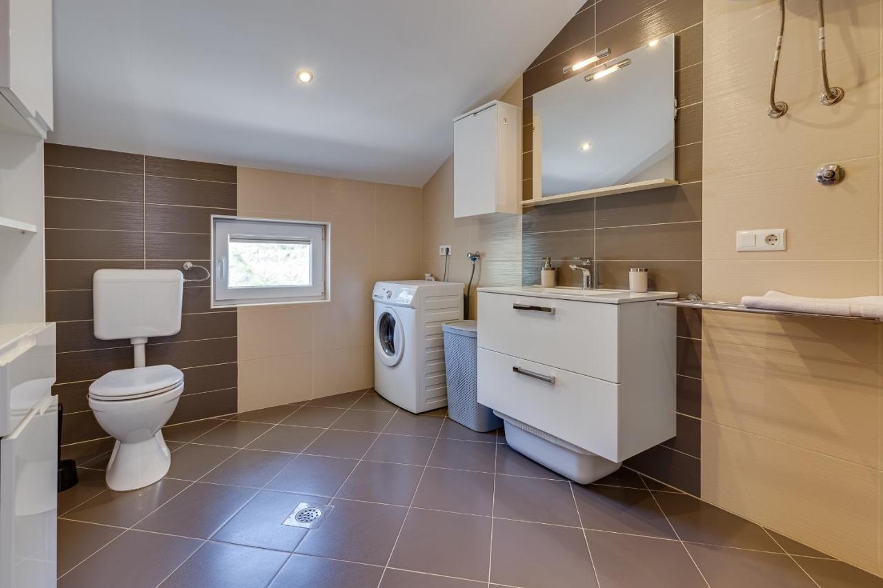 Apartman View Preko Eksteriør bilde